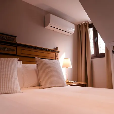 Vega De La Reina Guest House Jaen Exterior photo