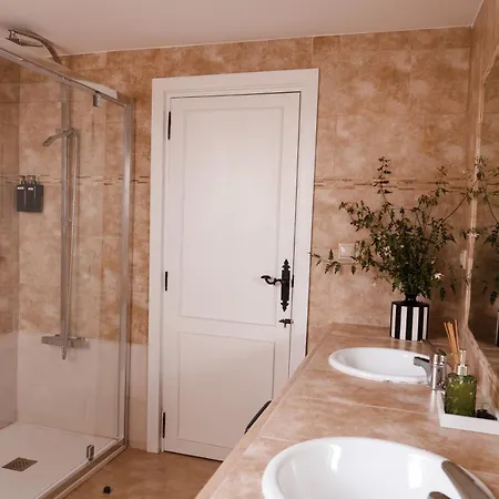 Vega De La Reina Guest House Jaen Exterior photo