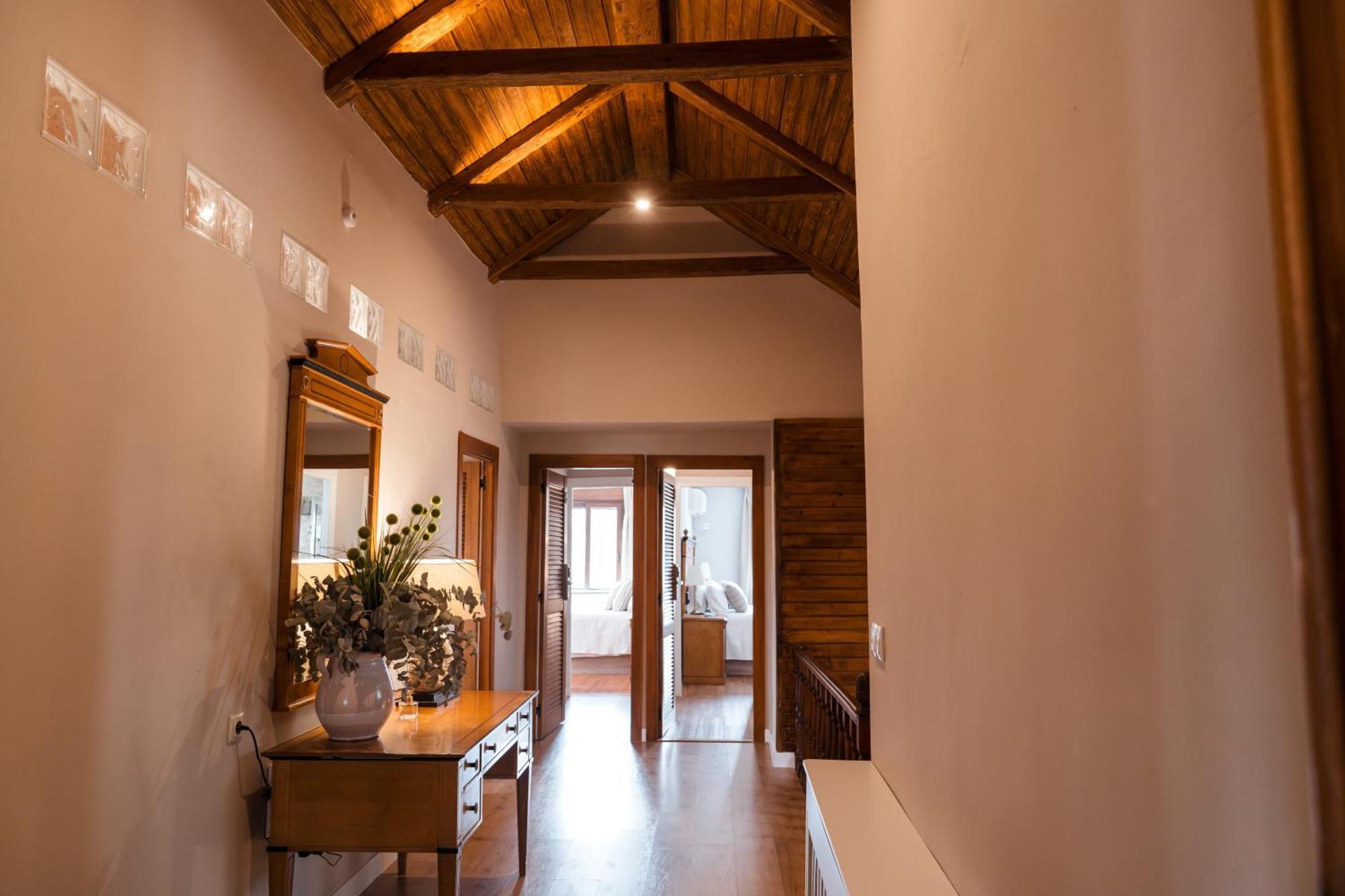 Country house Vega De La Reina *